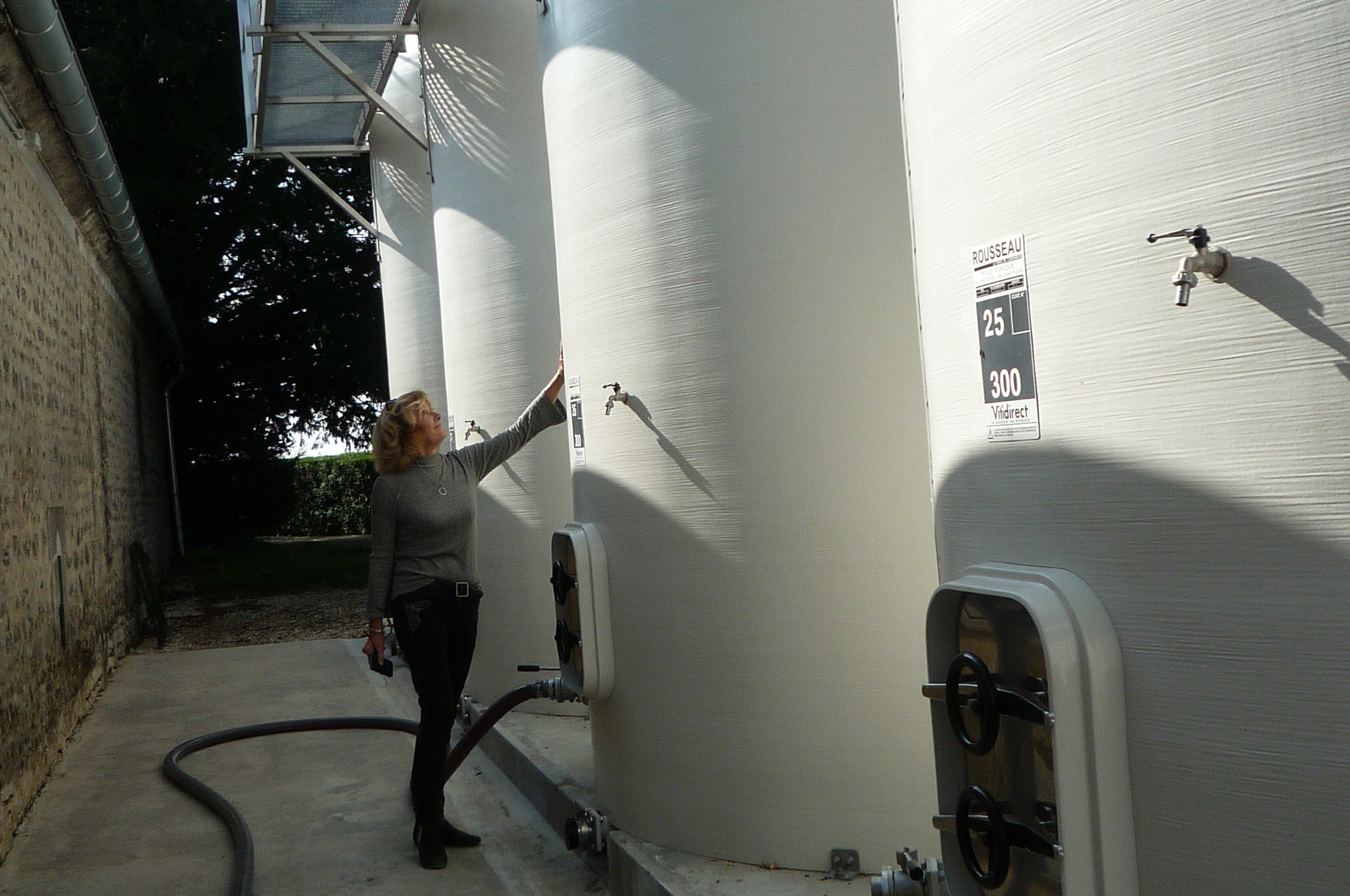 livingincognac - harvest 2016 fermentation vat