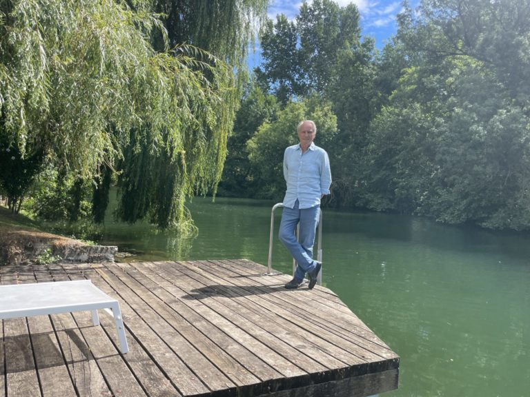 Pierre Bonnier devant la Charente